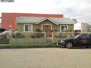 1673 51st Ave, Oakland CA  94601-5237 exterior