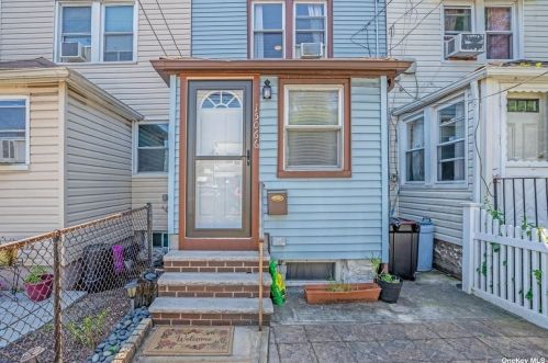 15066 Foch Blvd, Jamaica, NY 11434-1521