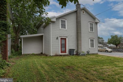 35 Rosanna St, Hummelstown, PA 17036-1521