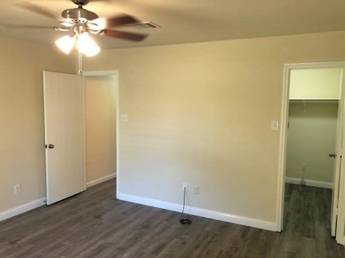2218 Perkins Pl, Georgetown TX  78626-8212 exterior