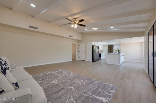 13122 Meeker Blvd, Sun City AZ 85375-3725 exterior