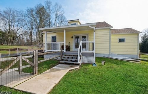 514 River Rd, Annandale NJ  08801-3440 exterior