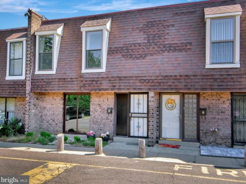 11817 Academy Rd, Philadelphia, PA 19154-2662