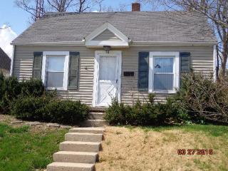 16 13th St, Richmond, IN 47374-3213