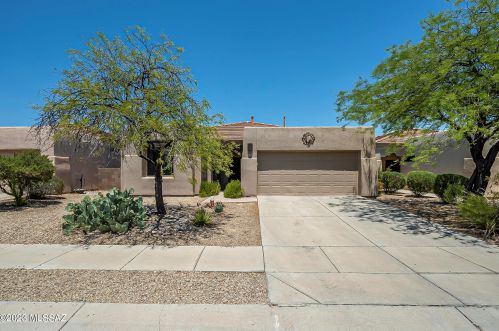 4138 Coles Wash Ln, Tucson, AZ 85745-4109