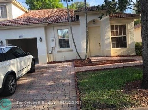7970 18th Ct, Hollywood FL  33024-3676 exterior