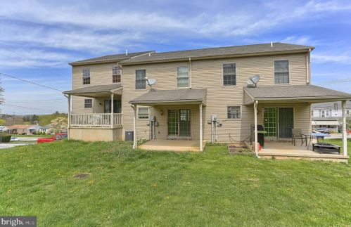 343 Atlantic Ave, Red Lion PA  17356-1509 exterior