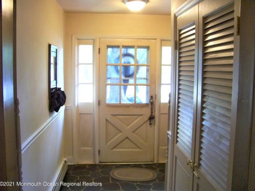 2212 Lacey Rd, Lacey NJ  08731-4316 exterior