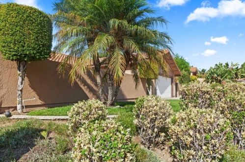 617 Pinecrest Ln, Walnut CA  91789-4163 exterior