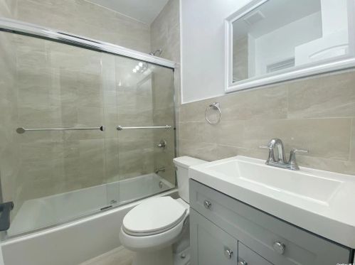 101-24 111th St, Jamaica NY  11418-1638 exterior