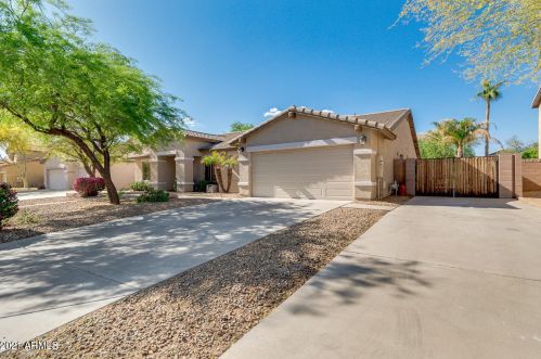 2480 Milky Way, Gilbert, AZ 85295-9125