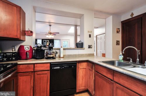 1715 Norwegian St, Primrose PA  17901-2109 exterior