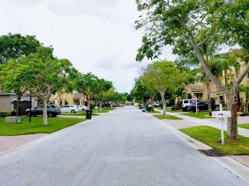 1171 Magnolia Cir, Delray Beach, FL 33445-1242