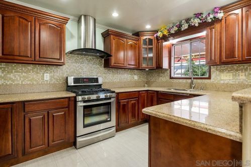 2540 46th St, San Diego, CA 92105-4406