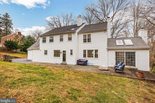 536 Woodlea Ln, Berwyn PA 19312-1458 exterior