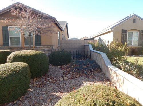 44653 17th St, Lancaster, CA 93534-6221