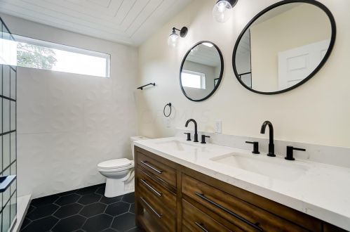 1410 White Rd, Darbydale OH  43123-8997 exterior