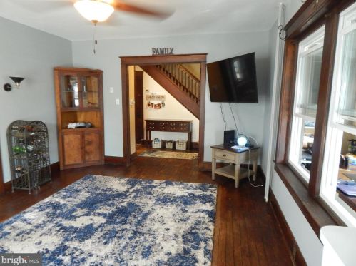 311 Delaware Ave, Lansdale PA 19446-3521 exterior