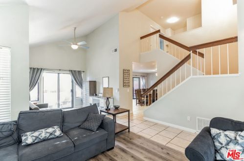 2228 Oak Haven Ave, Simi Valley CA  93063-5020 exterior