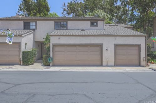 1702 Shady Brook Dr, Fullerton, CA 92831-1850