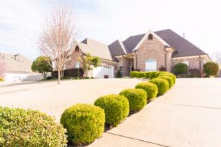 4182 Swan Hill Dr, Lakeland, TN 38002-9471