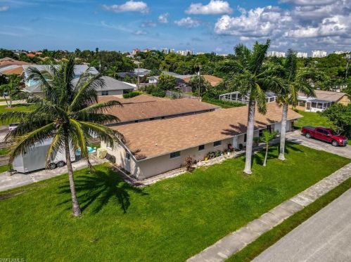 595 99th Ave, Naples, FL 34108-2227