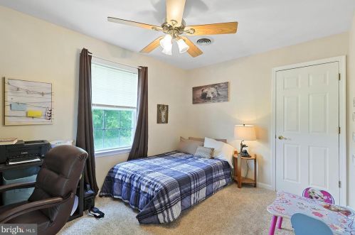 195 Apple Blossom Dr, Camden-Wy DE  19934-1970 exterior