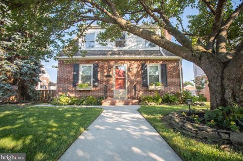 442 Hanover St, Hanover, PA 17331-2614