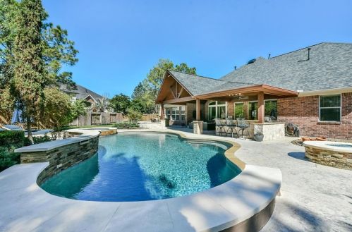 12403 Chestnut Hollow Ct, Humble, TX 77346-4061