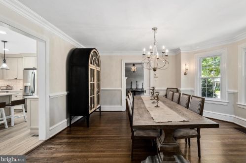 801 Thomas Ave, Riverton NJ  08077-1030 exterior