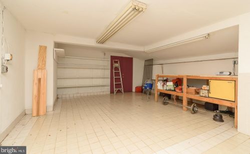 556 Leverington Ave, Philadelphia PA 19128-3314 exterior