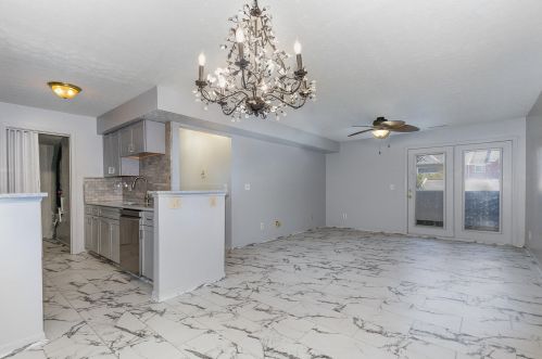 160 Herrington Ct, Covington, KY 41018-1990