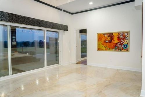 703 Leaning Oak Trl, Richmond TX  77406-4653 exterior