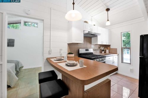 24 Tarabrook Dr, Orinda CA  94563-3121 exterior