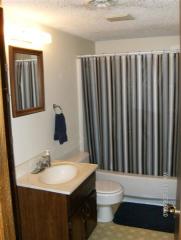 926 Bluemont Ave, Manhattan KS  66502-5374 exterior