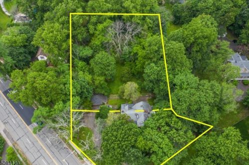 353 Orange Ave, South Orange, NJ 07079-2535