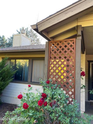 380 Montazona Trl, Sedona AZ 86351-7519 exterior