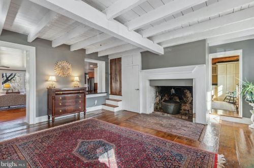 737 Hoover Rd, Blue Bell PA  19422-2015 exterior