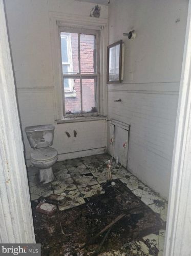 1711 Walnut St, Harrisburg, PA 17103-2550
