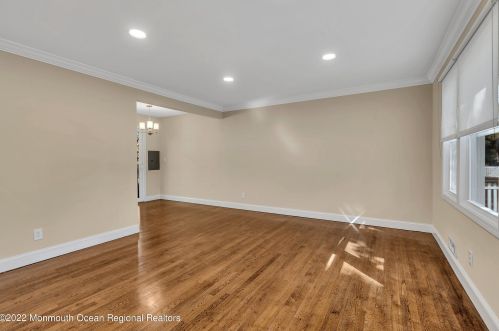 606 Midstreams Rd, Bricktown NJ  08724-3970 exterior