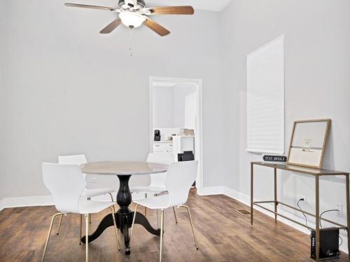 1327 33 St, Galveston TX 77550-4333 exterior