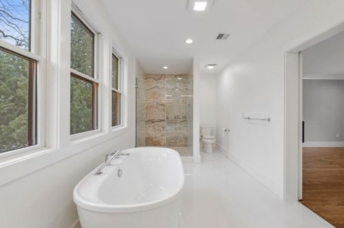 23 Evergreen Rd, Natick MA 01760-1631 exterior