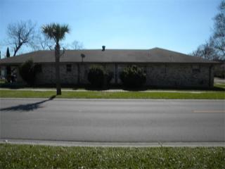 501 31st St, Kenner, LA 70065-4304