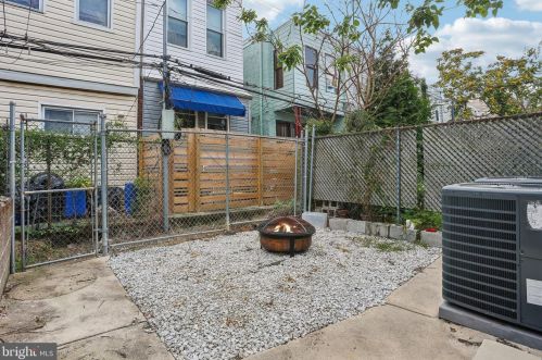 5220 Larchwood Ave, Philadelphia PA 19143-1522 exterior