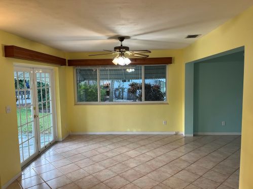 1111 31st Ct, Hollywood FL  33021-5512 exterior