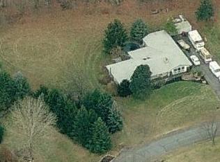 2142 Amlisa Rd, Nazareth, PA 18064-8714