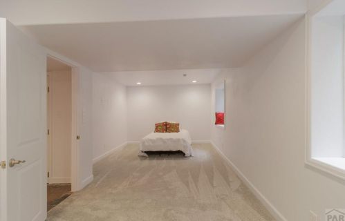 921 Cayuga Dr, Pueblo CO 81007-3130 exterior