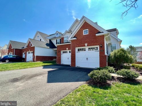 15429 Gossoms Store Ct, Haymarket, VA 20169-8160