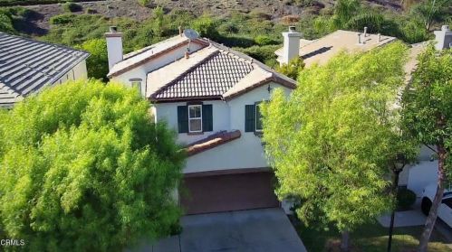 24121 Tango Dr, Santa Clarita, CA 91354-1568