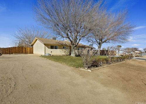 15440 Burwood Rd, Victorville, CA 92394-1810